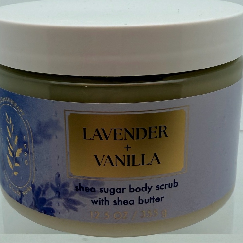 Bath & Body Works Aromatherapy Lavender Vanilla Shea Sugar Scrub - Picture 5 of 5